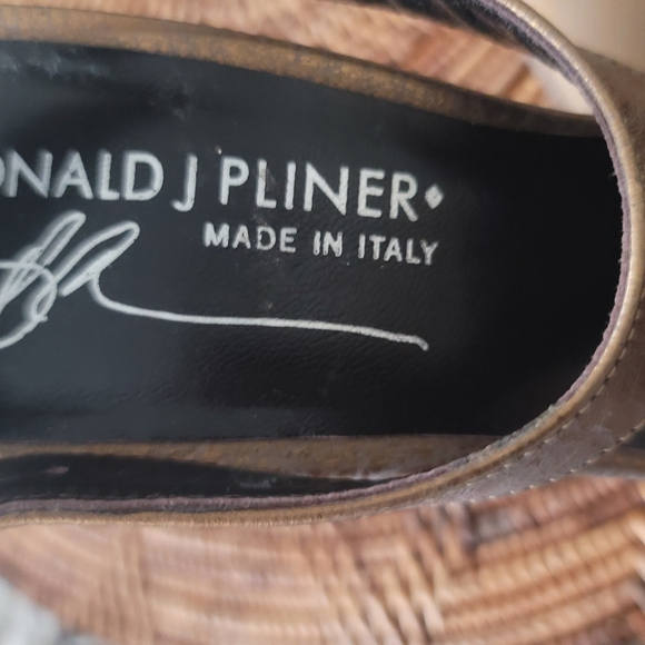 Vintage "couture" distressed "Donald Pliner" 7 1/2 M - Picture 3 of 11